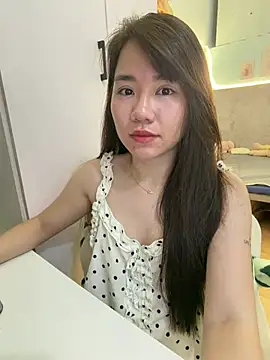 Snapshot of Amy8386 chatting on 07/13/26, 04:04 Amy8386 online show from 07/13/26, 04:04