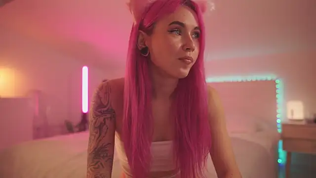 Sarah Pink online show from 01/24/25, 05:11