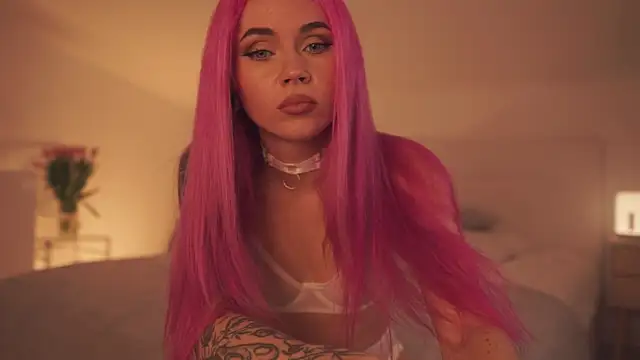 Sarah Pink online show from 02/15/25, 05:39