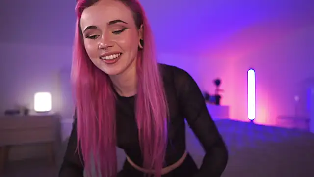 Sarah Pink online show from 03/16/25, 05:28