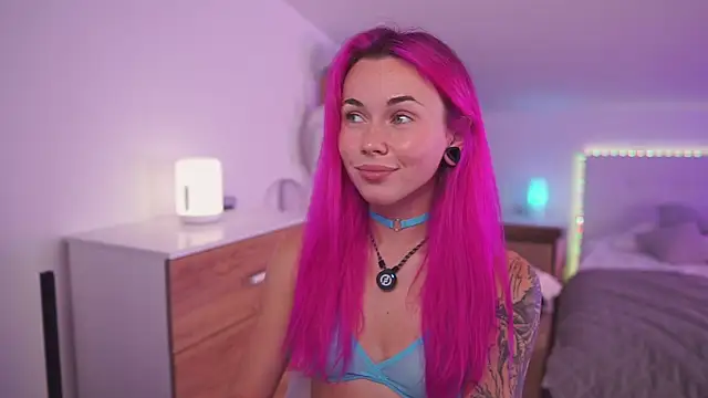 Sarah Pink online show from 09/11/25, 04:29