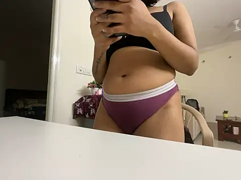 Anna girl22 online show from 02/21/26, 12:44