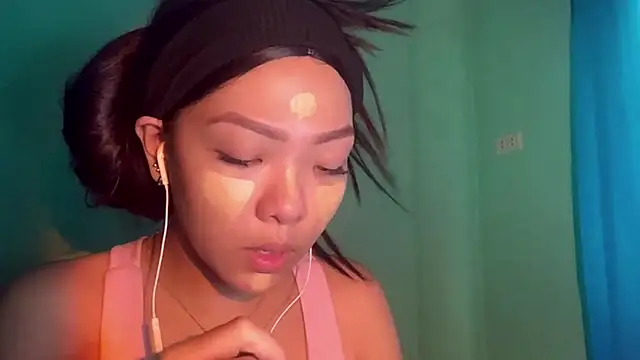 TerisaYellow online show from 02/12/26, 06:19