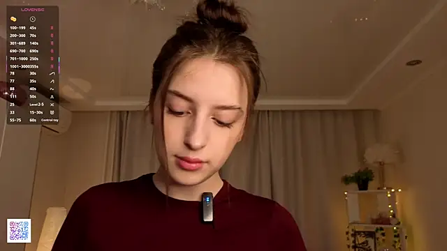 LeanneDinkle online show from 04/04/26, 04:11