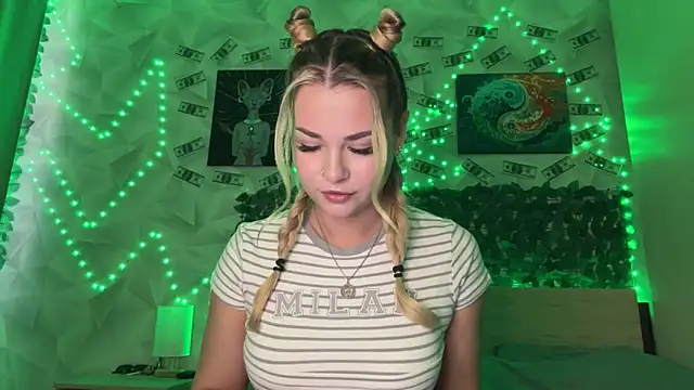 Karina vibe online show from 04/05/26, 11:07