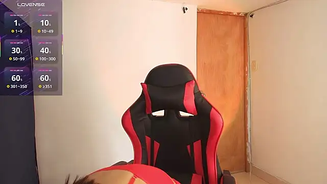 Snapshot of Zoe-Walzer chatting on 03/10/26, 03:39 Zoe-Walzer online show from 03/10/26, 03:39