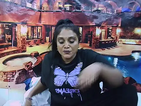 Snapshot of IndianSexyLady20 chatting on 04/18/26, 02:48 IndianSexyLady20 online show from 04/18/26, 02:48