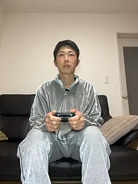 K0U-123 online show from 03/21/26, 03:48