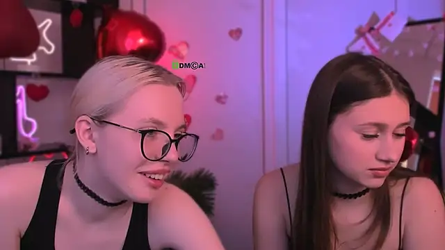 Snapshot of arianaa_cat chatting on 02/21/26, 12:06 arianaa cat online show from 02/21/26, 12:06