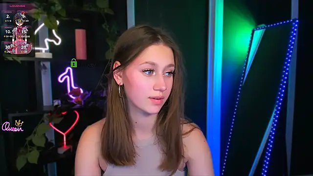arianaa cat online show from 05/07/26, 07:08