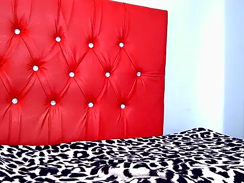 Snapshot of KinkyStallion chatting on 03/17/26, 06:39 KinkyStallion online show from 03/17/26, 06:39