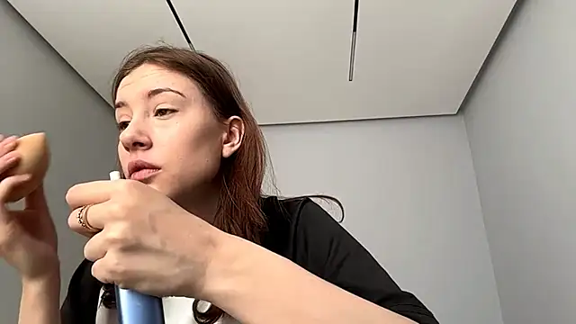 SofiaBlumer online show from 02/08/26, 05:11