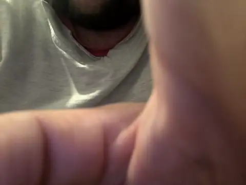 Snapshot of NiceToes43 chatting on 02/06/26, 08:23 NiceToes43 online show from 02/06/26, 08:23