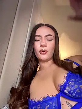 Snapshot of _celeste__moore chatting on 03/11/26, 10:16 celeste moore online show from 03/11/26, 10:16