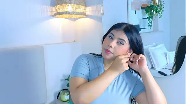 VioletBloomm online show from 04/29/26, 11:47