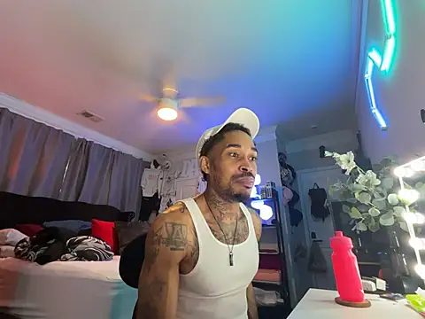 Snapshot of StillArQuez chatting on 07/29/26, 06:28 StillArQuez online show from 07/29/26, 06:28