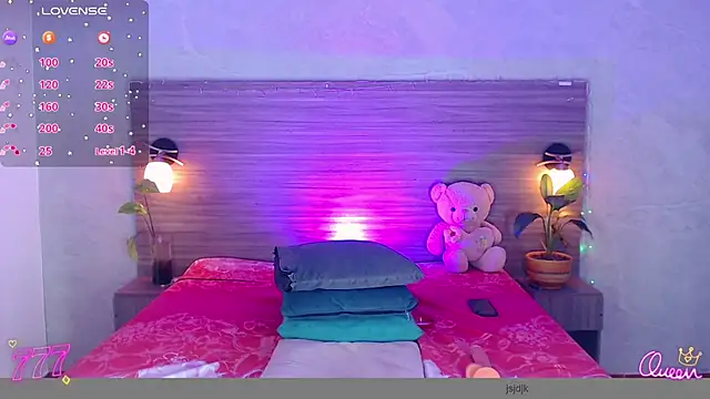 Sophia Valentina online show from 06/25/26, 05:12