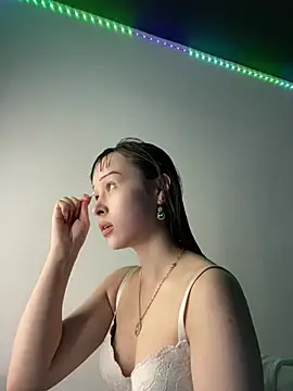 Just-Lilly online show from 04/02/26, 04:04