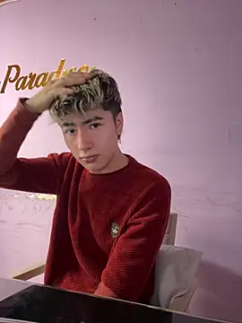 Snapshot of AlexanderCollman2 chatting on 04/13/26, 03:01 AlexanderCollman2 online show from 04/13/26, 03:01