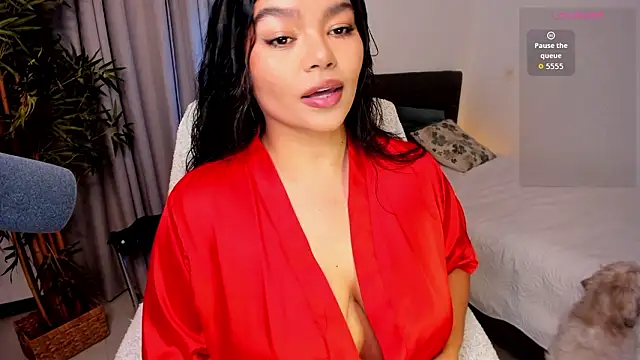 Snapshot of moonhelen chatting on 03/06/26, 12:51 moonhelen online show from 03/06/26, 12:51