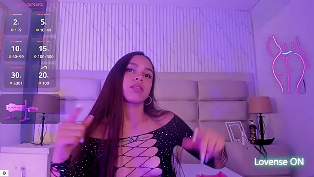 CarolineFyre online show from 02/15/26, 07:51