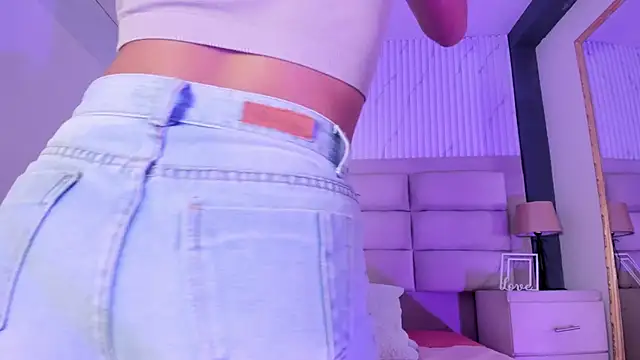 CarolineFyre online show from 03/05/26, 01:40