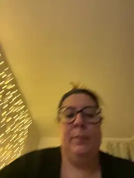 Snapshot of JasmineGlow7 chatting on 03/13/26, 06:03 JasmineGlow7 online show from 03/13/26, 06:03