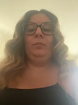 Snapshot of JasmineGlow7 chatting on 03/24/26, 03:06 JasmineGlow7 online show from 03/24/26, 03:06