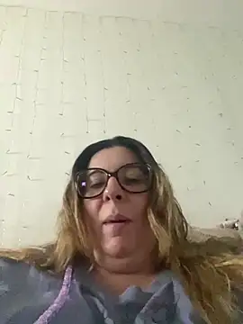 Snapshot of JasmineGlow7 chatting on 04/19/26, 06:10 JasmineGlow7 online show from 04/19/26, 06:10