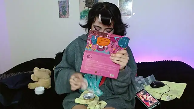 Snapshot of miadavisXXX chatting on 04/19/26, 08:22 miadavisXXX online show from 04/19/26, 08:22