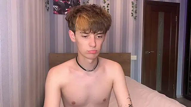 Snapshot of Sweet_Dude chatting on 07/02/26, 04:57 Sweet Dude online show from 07/02/26, 04:57