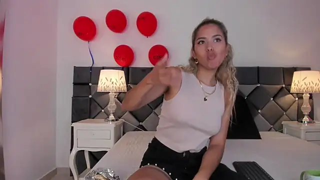  Giorgiina  online show from 02/19/26, 12:56