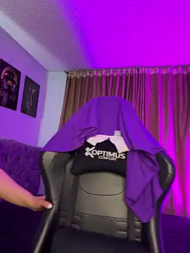 Snapshot of SavageBond_ chatting on 02/03/26, 05:49 SavageBond online show from 02/03/26, 05:49