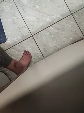 Snapshot of Gordinho_dos_pes chatting on 03/15/26, 04:29 Gordinho dos pes online show from 03/15/26, 04:29