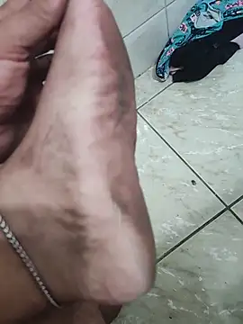 Snapshot of Gordinho_dos_pes chatting on 03/18/26, 03:09 Gordinho dos pes online show from 03/18/26, 03:09