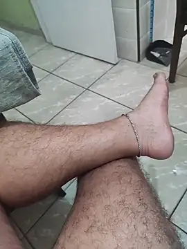 Snapshot of Gordinho_dos_pes chatting on 04/10/26, 02:00 Gordinho dos pes online show from 04/10/26, 02:00