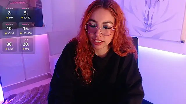 Snapshot of mere_in_redd chatting on 06/30/26, 12:28 mere in redd online show from 06/30/26, 12:28