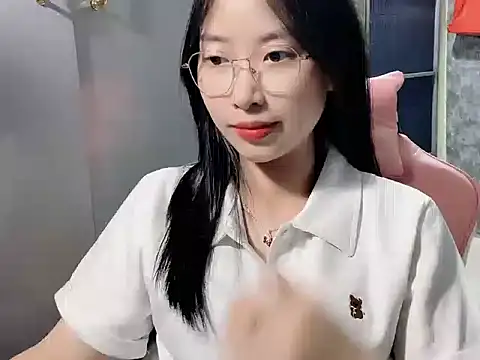 Linne6789 online show from 02/28/26, 03:35