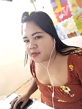 Snapshot of biggbooty15 chatting on 02/04/26, 10:32 biggbooty15 online show from 02/04/26, 10:32