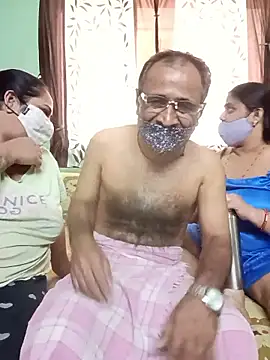 Snapshot of HoneyHush chatting on 03/13/26, 09:16 HoneyHush online show from 03/13/26, 09:16