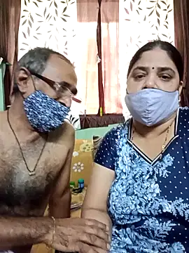 Snapshot of HoneyHush chatting on 03/16/26, 11:36 HoneyHush online show from 03/16/26, 11:36