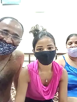 Snapshot of HoneyHush chatting on 04/11/26, 07:13 HoneyHush online show from 04/11/26, 07:13