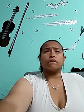 Snapshot of BustySexy_Nataly chatting on 03/25/26, 08:31 BustySexy Nataly online show from 03/25/26, 08:31