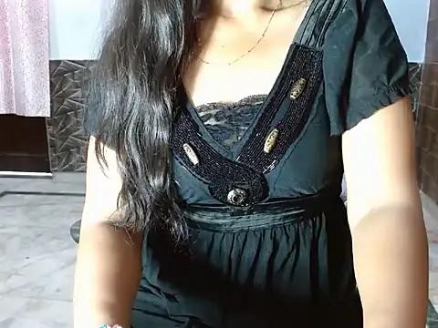 Snapshot of ELIZA_01 chatting on 05/18/26, 05:02 ELIZA 01 online show from 05/18/26, 05:02
