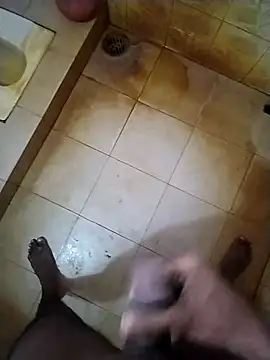 Snapshot of the_sayem_fuckboy chatting on 04/20/26, 12:35 the sayem fuckboy online show from 04/20/26, 12:35