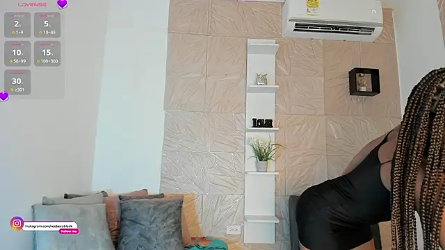 Snapshot of RebecaBlack_ chatting on 03/12/26, 06:03 RebecaBlack online show from 03/12/26, 06:03