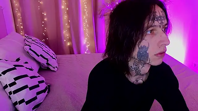 Snapshot of swagamee chatting on 03/25/26, 03:29 swagamee online show from 03/25/26, 03:29