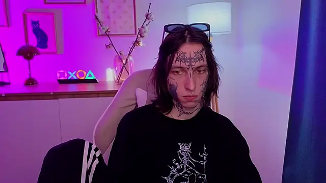 Snapshot of swagamee chatting on 04/10/26, 12:43 swagamee online show from 04/10/26, 12:43