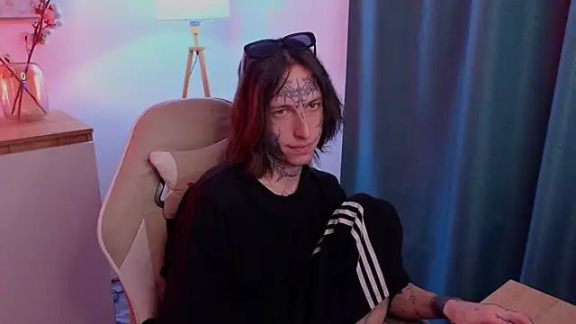 Snapshot of swagamee chatting on 04/15/26, 07:58 swagamee online show from 04/15/26, 07:58