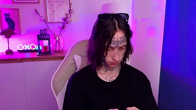 Snapshot of swagamee chatting on 04/22/26, 03:02 swagamee online show from 04/22/26, 03:02